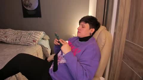 Snapshot of musicayluna chatting on 03.09.25 VALENTINA Luna online show from 03.09.25