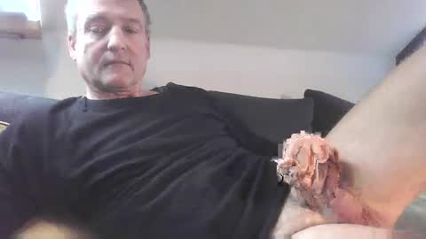 nobuddy online show from 11.10.25