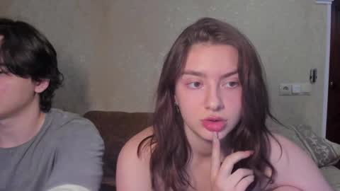 Snapshot of muuur_fam1 chatting on 11.15.25 HEY online show from 11.15.25