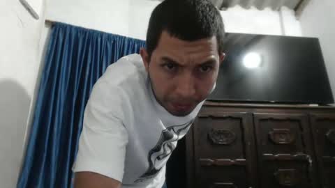 muyganoso24 online show from 11.10.25