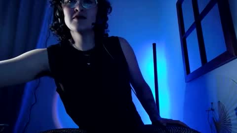 Mx. Anouk Divine online show from 12.23.25