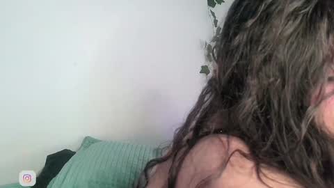 Sara IG   online show from 12.16.24