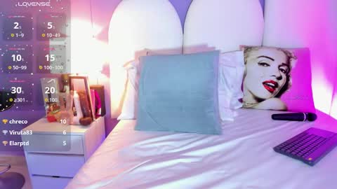 my_aleja_ online show from 11.06.25