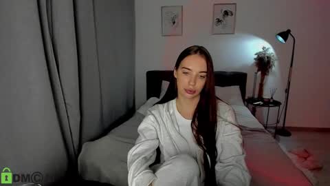 katie online show from 12.14.24