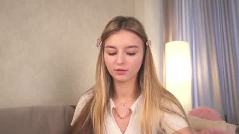 Snapshot of my_little_pollly chatting on 06.16.26 Polly online show from 06.16.26