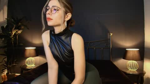 Maite online show from 09.24.25