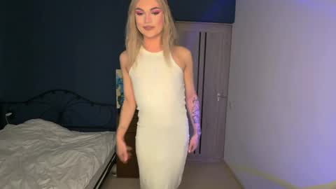 Sandra Muse online show from 02.22.25