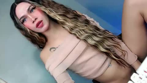 Snapshot of my_oh_my18 chatting on 12.10.24 ROYCE online show from 12.10.24