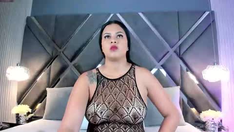 Snapshot of mya_evans chatting on 10.18.25 Mariana Evans online show from 10.18.25