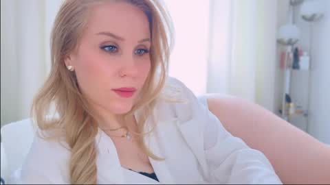 Mya-be Yours P online show from 02.19.25