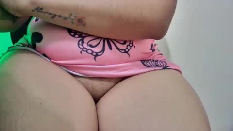 Snapshot of myhoney_hot chatting on 04.19.26 myhoney_hot online show from 04.19.26