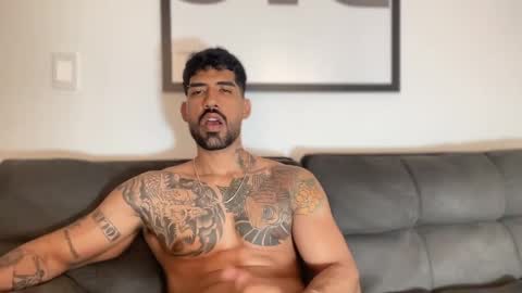 Myke esthetic online show from 01.04.25