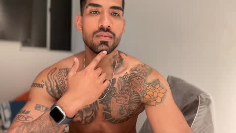 Myke esthetic online show from 02.13.25