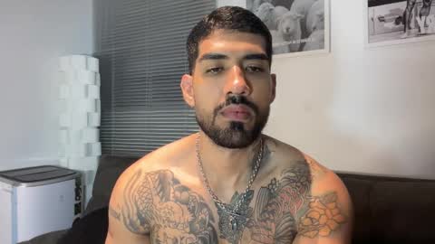 Myke esthetic online show from 02.21.26