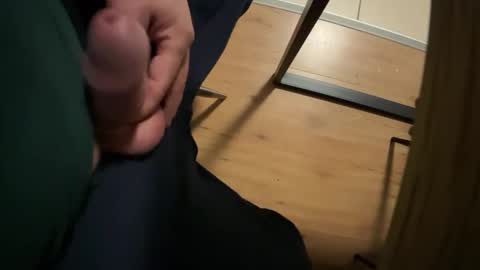 Snapshot of mykytoy chatting on 01.24.25 mykytoy online show from 01.24.25