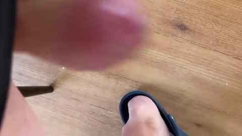 Snapshot of mykytoy chatting on 09.19.25 mykytoy online show from 09.19.25