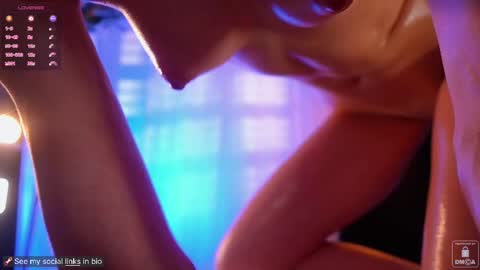 Liss Next stream December1 online show from 02.23.25