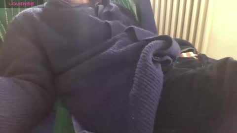 Bi sexy guy lovense hush is on private is open or password show tip if you like. online show from 03.09.25