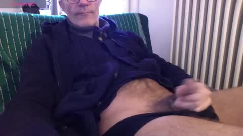 Bi sexy guy lovense hush is on private is open or password show tip if you like. online show from 03.30.26