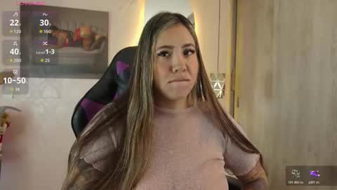 Snapshot of mysaris3 chatting on 11.19.25 S A R A online show from 11.19.25