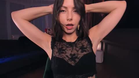 Maria  online show from 11.21.25