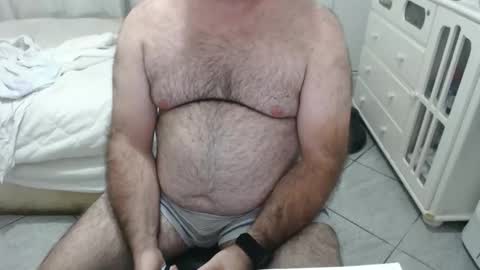 Snapshot of mysterbearmg chatting on 11.15.25 mysterbearmg online show from 11.15.25