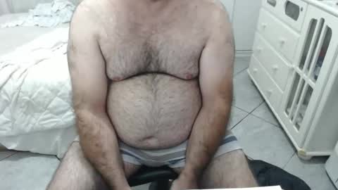 Snapshot of mysterbearmg chatting on 11.15.25 mysterbearmg online show from 11.15.25