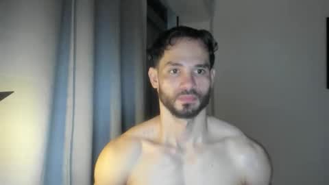 Snapshot of mysterious_muscles chatting on 06.05.26 mysterious_muscles online show from 06.05.26