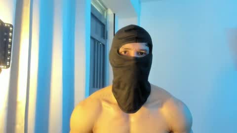 Snapshot of mysterious_muscles chatting on 06.20.26 mysterious_muscles online show from 06.20.26