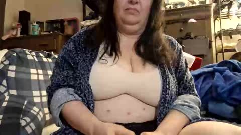 mysteriouswoman18 online show from 12.01.25