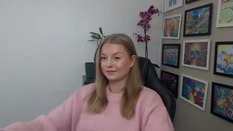 Erica online show from 04.12.26