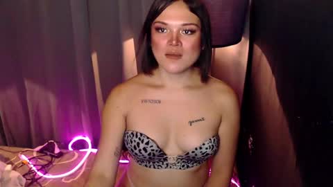 Snapshot of mysteryman_xxx chatting on 03.07.25 UR GIRL NEXTDOOR online show from 03.07.25