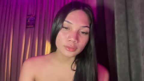 UR GIRL NEXTDOOR online show from 02.16.26