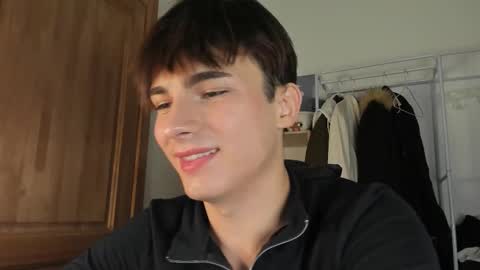 Evan Brown online show from 10.19.25