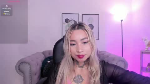 Snapshot of mystic_nova_ chatting on 03.06.26 mystic_nova_ online show from 03.06.26