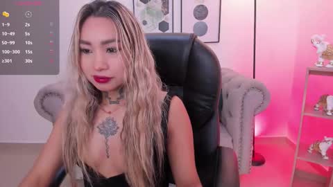 Snapshot of mystic_nova_ chatting on 03.17.26 mystic_nova_ online show from 03.17.26