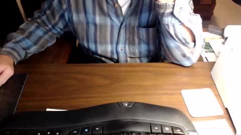 Snapshot of mytimeyourtimeourtime chatting on 10.27.25 ItsTime online show from 10.27.25