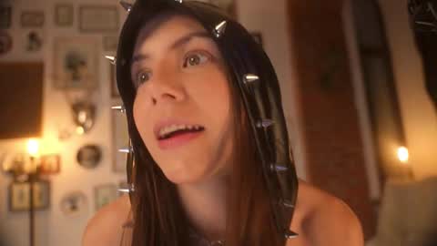 Kate or KT online show from 09.16.25