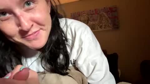 Snapshot of n0rmalgurl chatting on 08.01.26 n0rmalgurl online show from 08.01.26