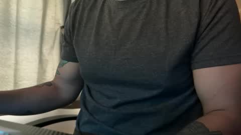 Snapshot of n1_ca chatting on 09.29.25 n1_ca online show from 09.29.25