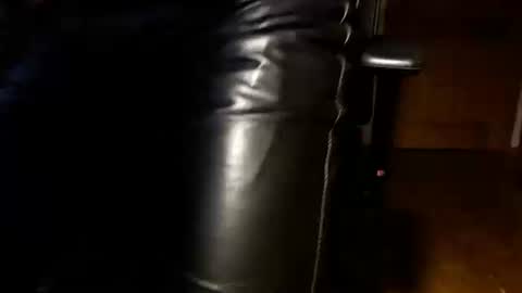 Snapshot of naaapa chatting on 11.16.25 naaapa online show from 11.16.25