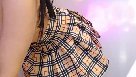 naamah_b online show from 01.23.25