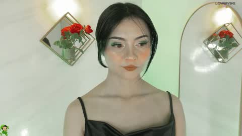 naamah_b online show from 03.17.26