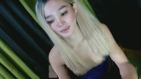 Snapshot of nadiestar chatting on 01.31.25 nadiestar online show from 01.31.25