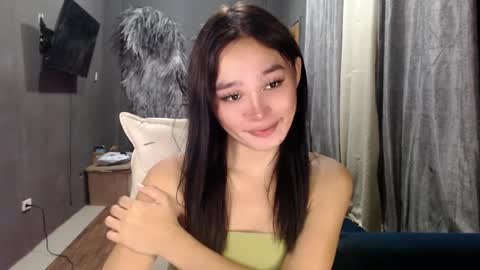 Snapshot of nadiestar chatting on 02.27.25 nadiestar online show from 02.27.25