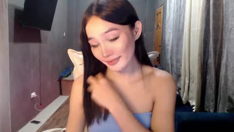 Snapshot of nadiestar chatting on 03.07.25 nadiestar online show from 03.07.25