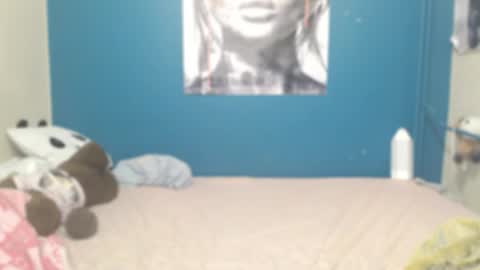 nadinnnea online show from 09.23.25