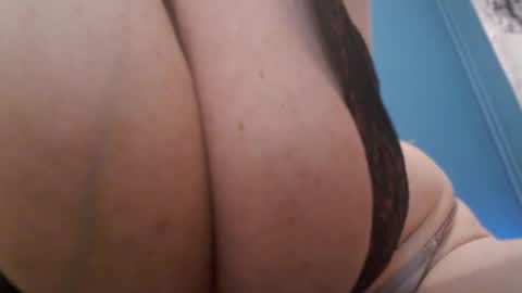 nadinnnea online show from 03.17.26