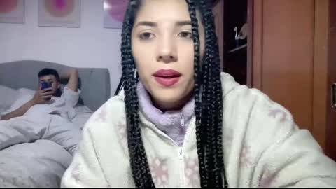 naduu__xx online show from 01.06.25