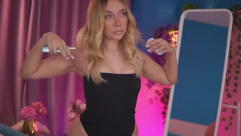 Nadia online show from 02.15.26